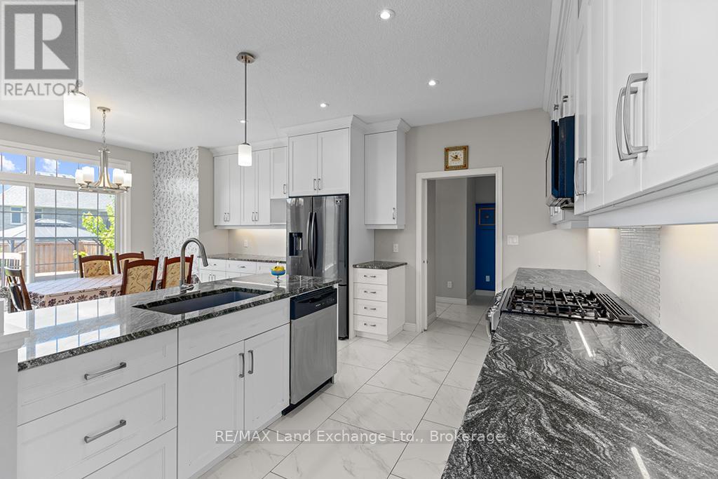 360 Devonshire Road, Saugeen Shores, Ontario  N0H 2C3 - Photo 5 - X13434686