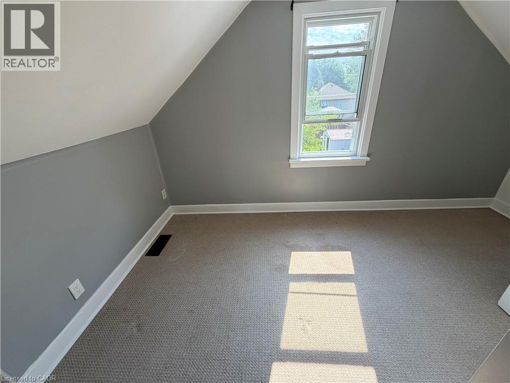36 Brighton Avenue, St. Catharines, Ontario  L2M 5S7 - Photo 19 - 40839016