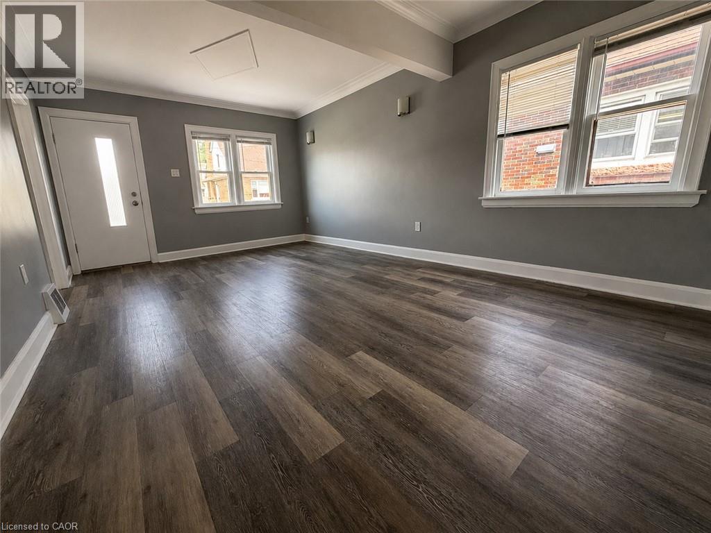 36 Brighton Avenue, St. Catharines, Ontario  L2M 5S7 - Photo 6 - 40839016