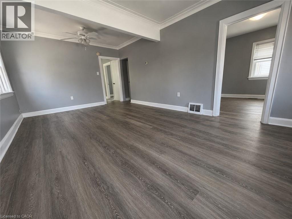36 Brighton Avenue, St. Catharines, Ontario  L2M 5S7 - Photo 8 - 40839016