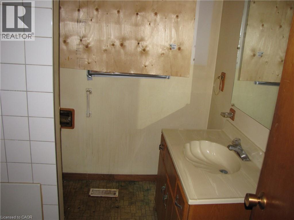 97 Kent Street N, Simcoe, Ontario  N3Y 3S3 - Photo 19 - 40830372