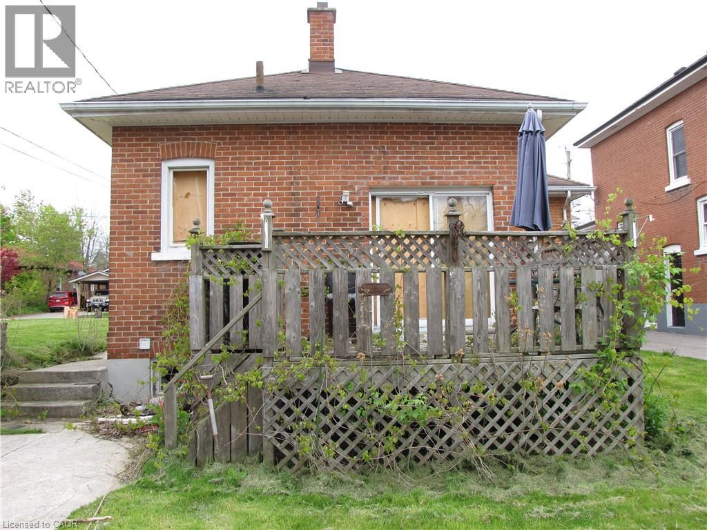 97 Kent Street N, Simcoe, Ontario  N3Y 3S3 - Photo 3 - 40830372