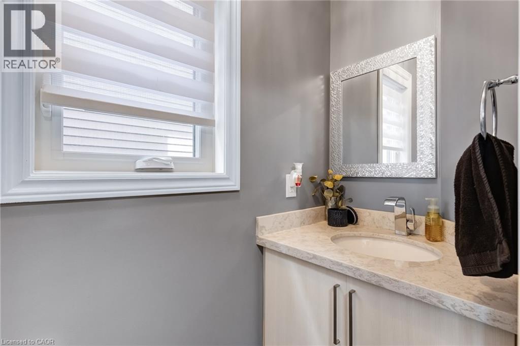 688 Dunn Avenue, Hamilton, Ontario  L8H 6M6 - Photo 18 - 40839193