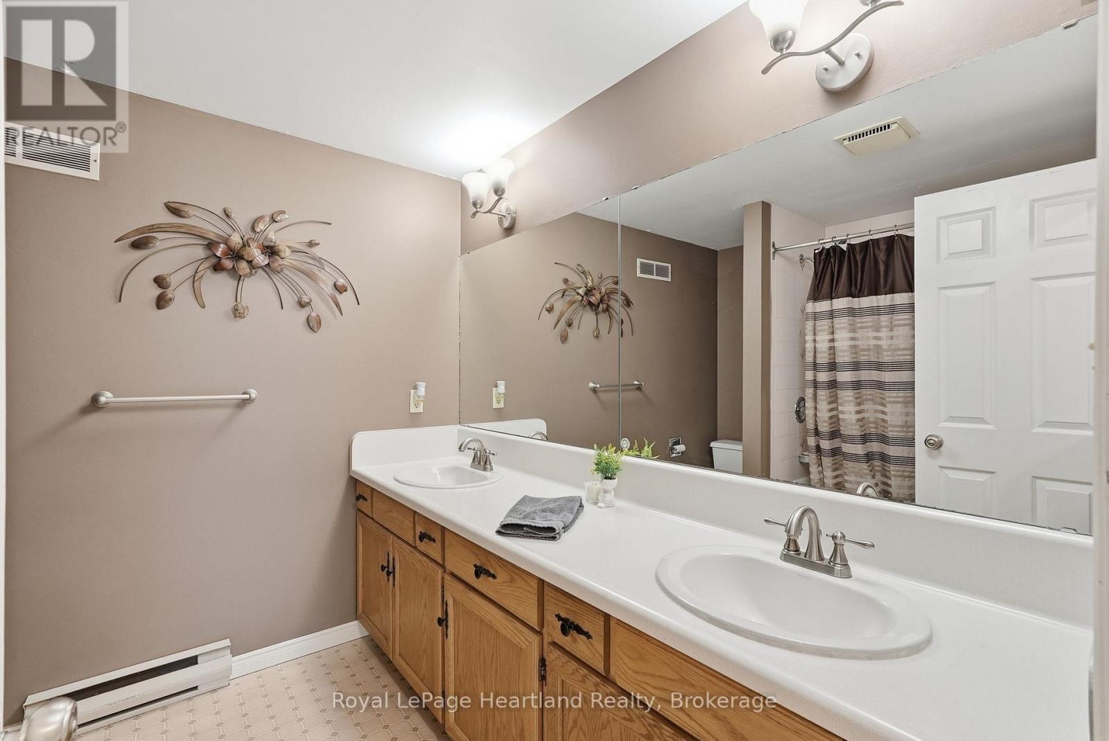 1041 Howick Street, Howick, Ontario  N0G 2X0 - Photo 20 - X13435038