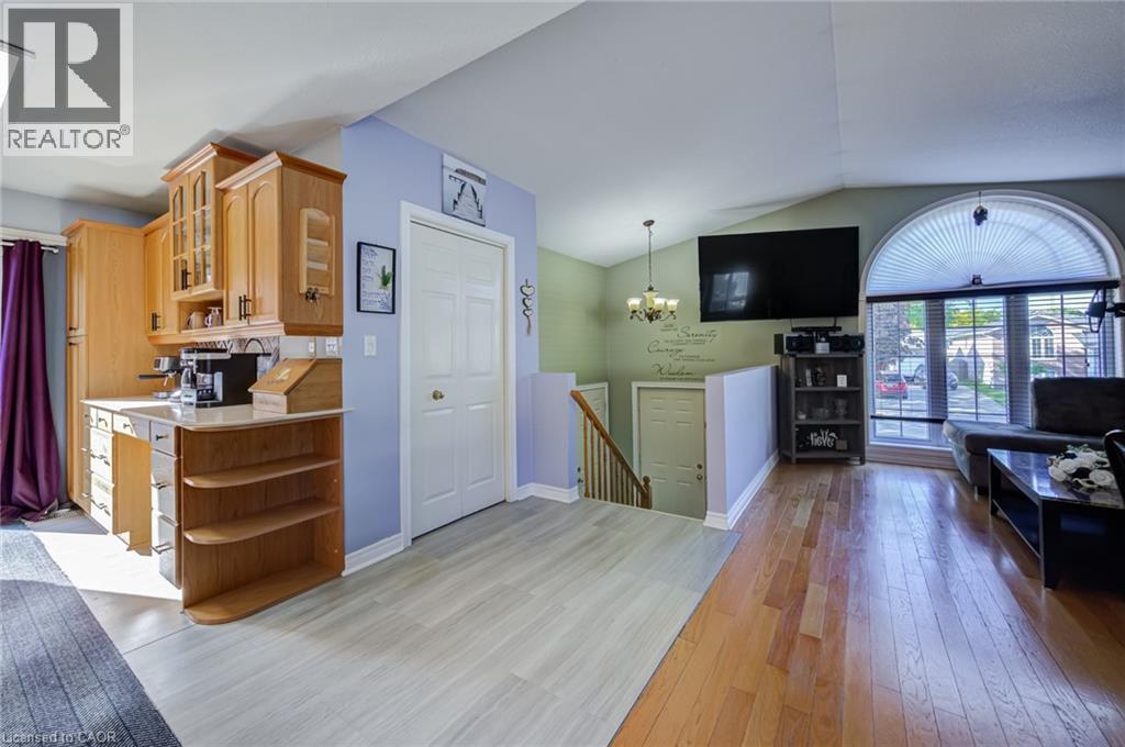 7880 Ascot Circle, Niagara Falls, Ontario  L2H 3E4 - Photo 10 - 40839233