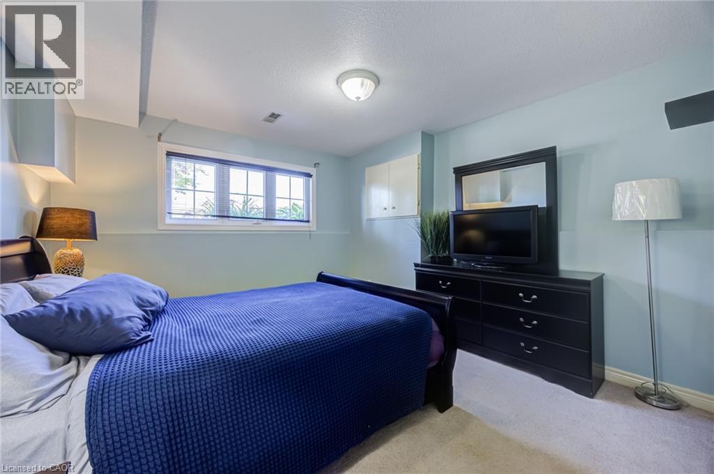 7880 Ascot Circle, Niagara Falls, Ontario  L2H 3E4 - Photo 27 - 40839233
