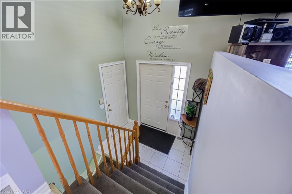 7880 Ascot Circle, Niagara Falls, Ontario  L2H 3E4 - Photo 3 - 40839233