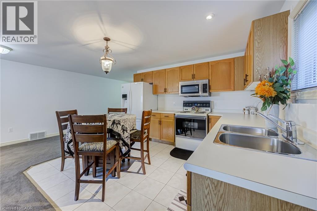 7880 Ascot Circle, Niagara Falls, Ontario  L2H 3E4 - Photo 35 - 40839233