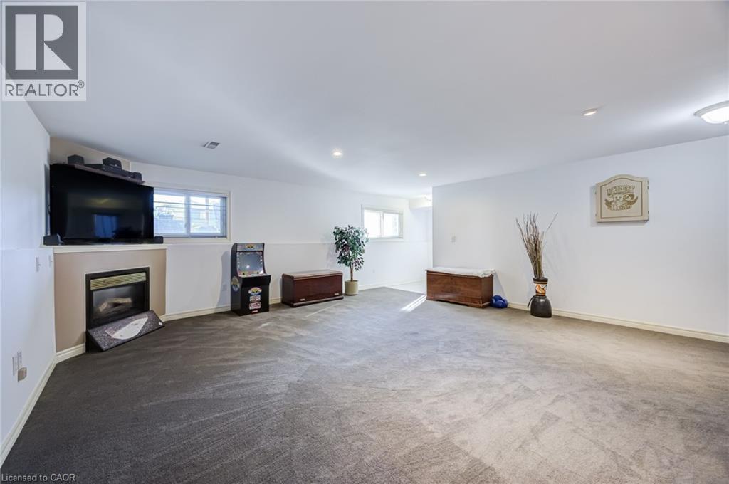 7880 Ascot Circle, Niagara Falls, Ontario  L2H 3E4 - Photo 36 - 40839233