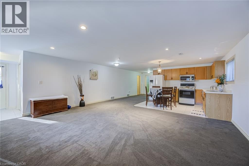 7880 Ascot Circle, Niagara Falls, Ontario  L2H 3E4 - Photo 37 - 40839233