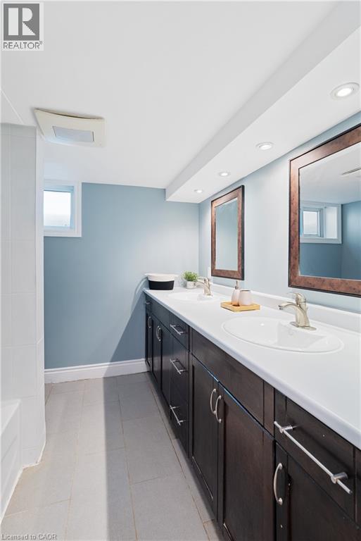 2 Westmount Road, Guelph, Ontario  N1H 5H2 - Photo 40 - 40839252