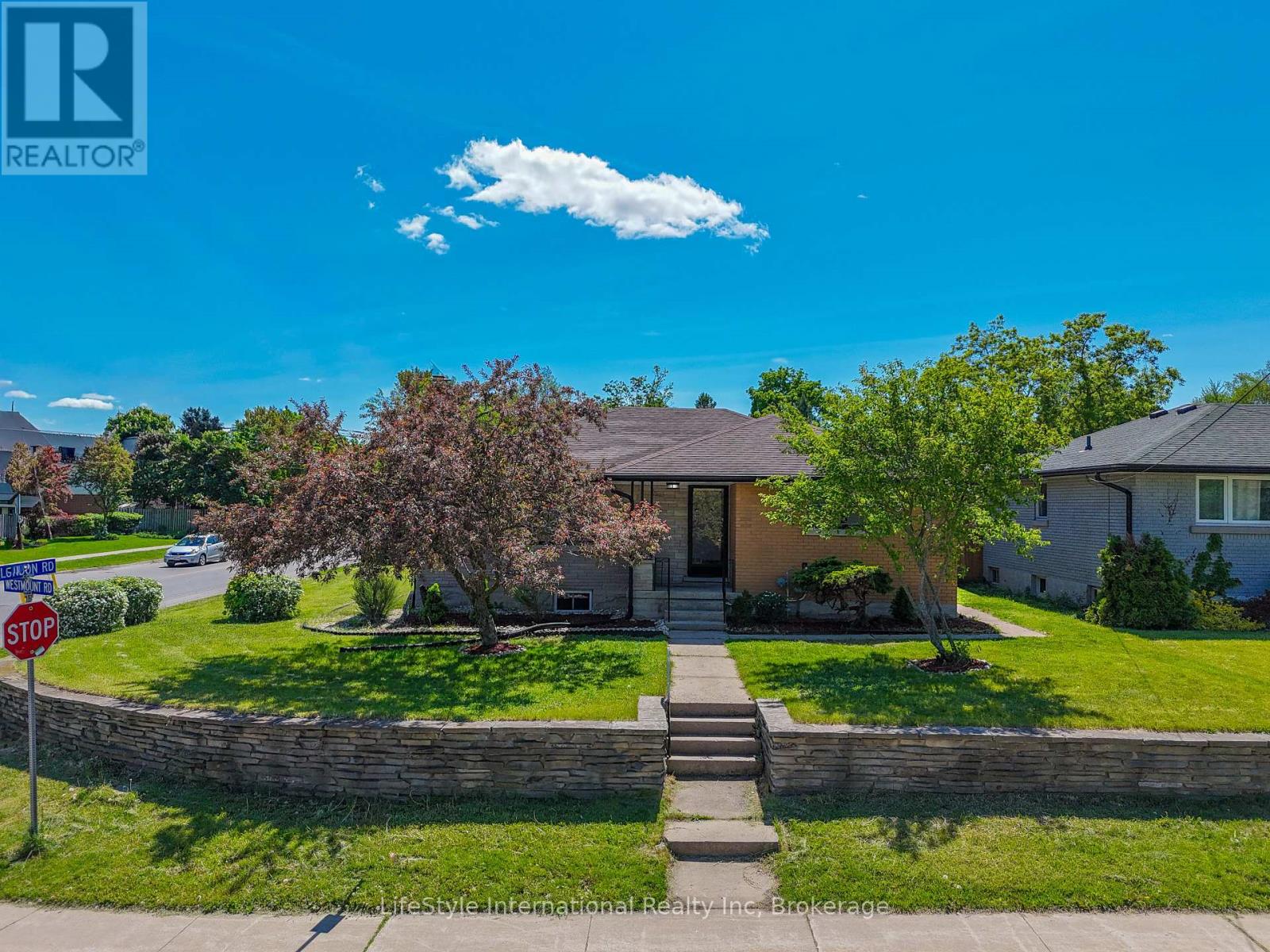 2 Westmount Road, Guelph, Ontario  N1H 5H2 - Photo 4 - X13435502