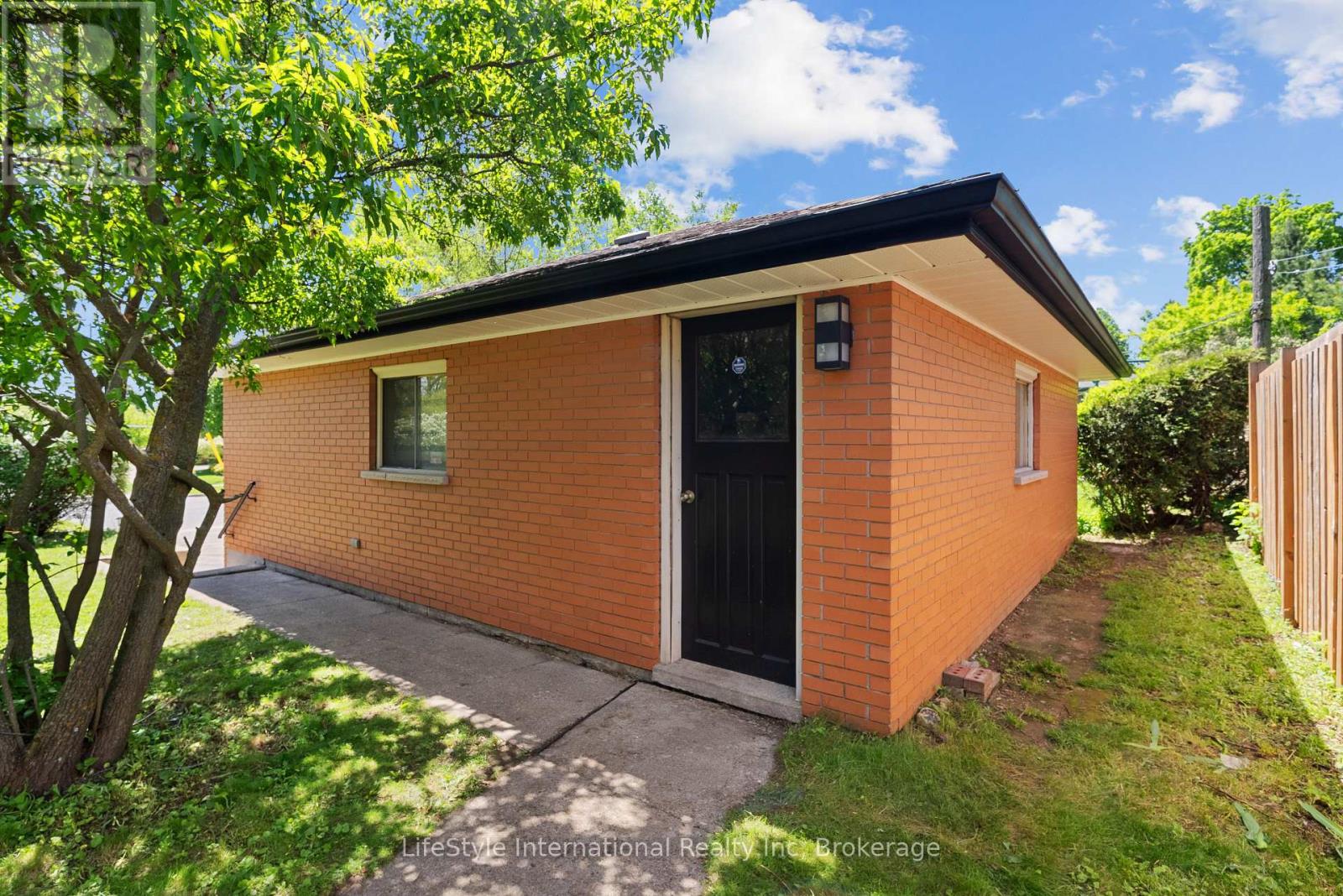 2 Westmount Road, Guelph, Ontario  N1H 5H2 - Photo 44 - X13435502
