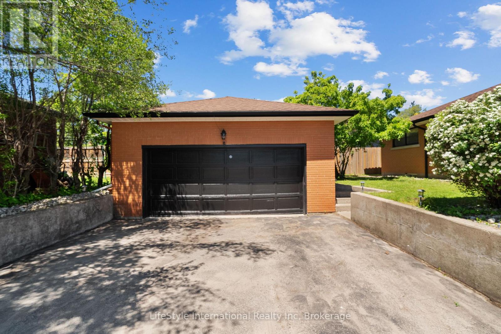 2 Westmount Road, Guelph, Ontario  N1H 5H2 - Photo 7 - X13435502