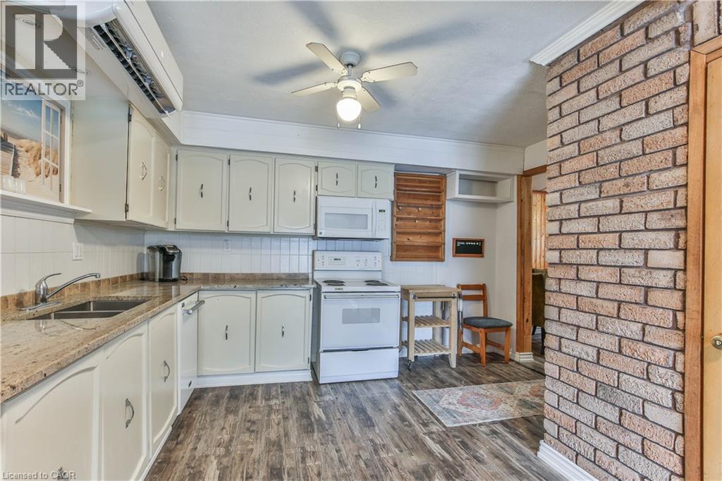 7 Willow Avenue, Long Point, Ontario  N0E 1M0 - Photo 2 - 40838866
