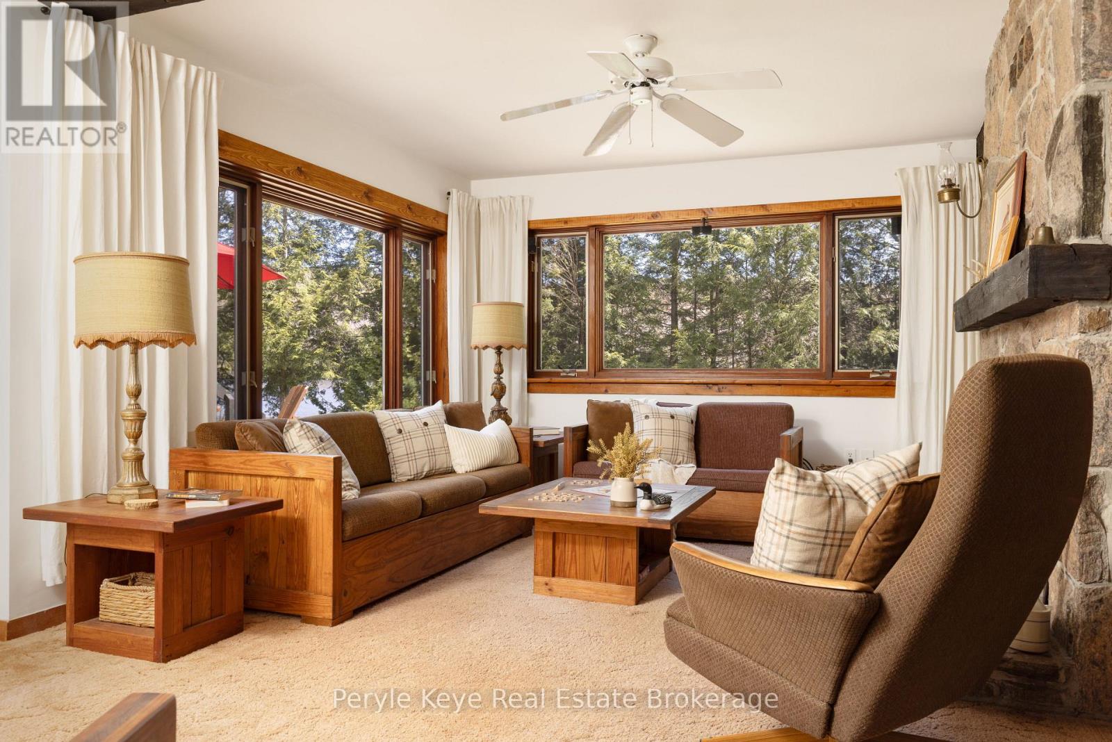 2391 Limberlost Road, Lake Of Bays, Ontario  P1H 2J6 - Photo 13 - X13435676