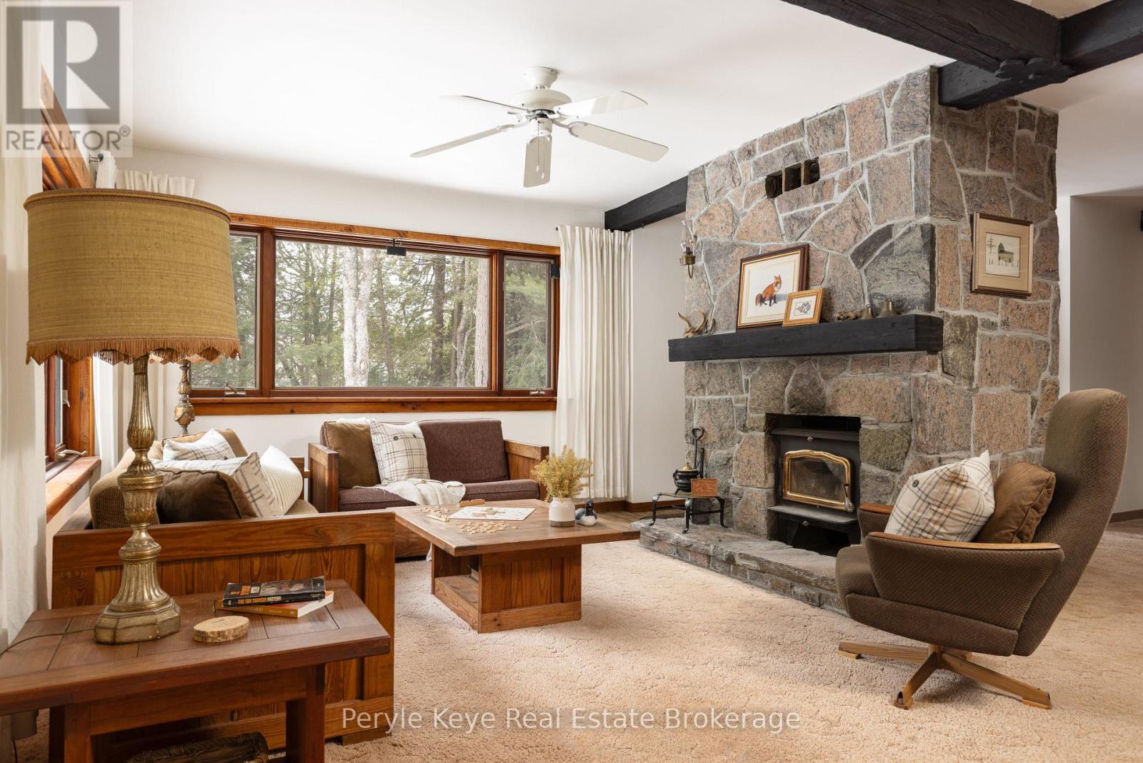 2391 Limberlost Road, Lake Of Bays, Ontario  P1H 2J6 - Photo 15 - X13435676