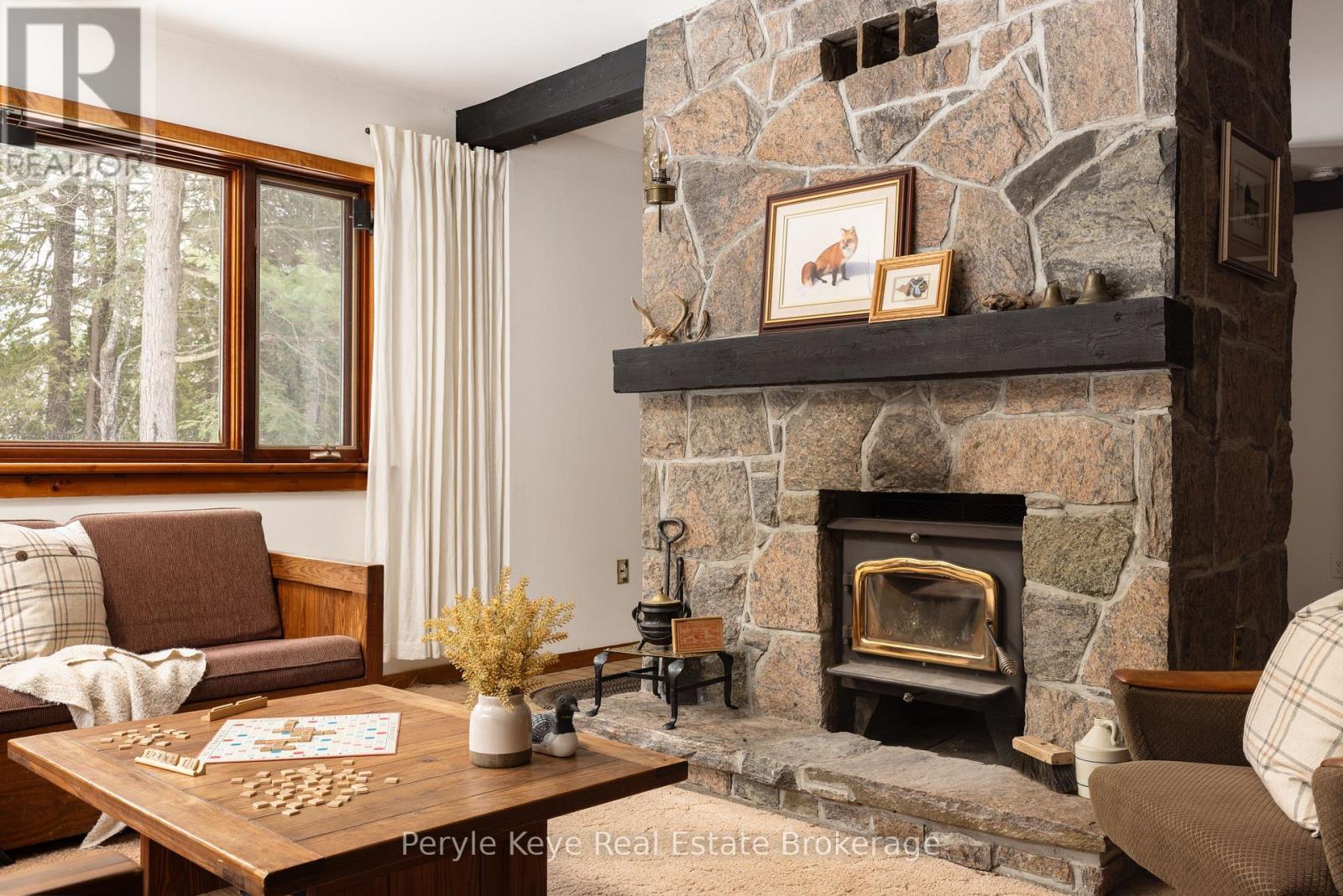 2391 Limberlost Road, Lake Of Bays, Ontario  P1H 2J6 - Photo 16 - X13435676