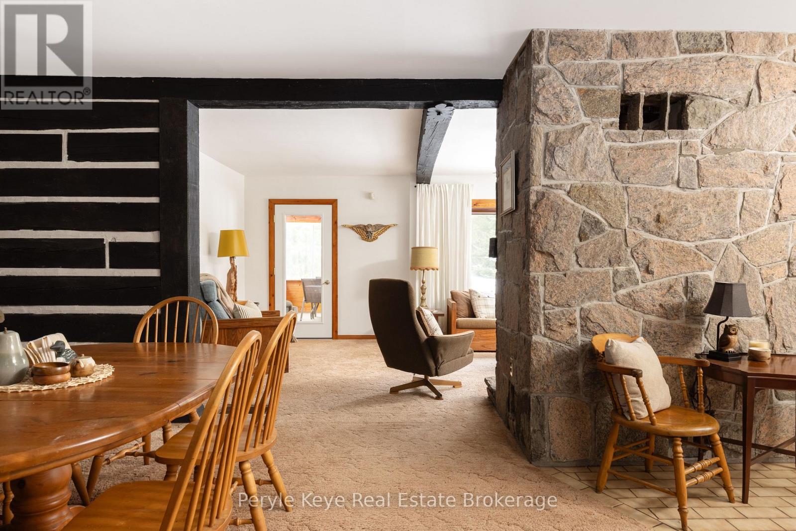 2391 Limberlost Road, Lake Of Bays, Ontario  P1H 2J6 - Photo 22 - X13435676