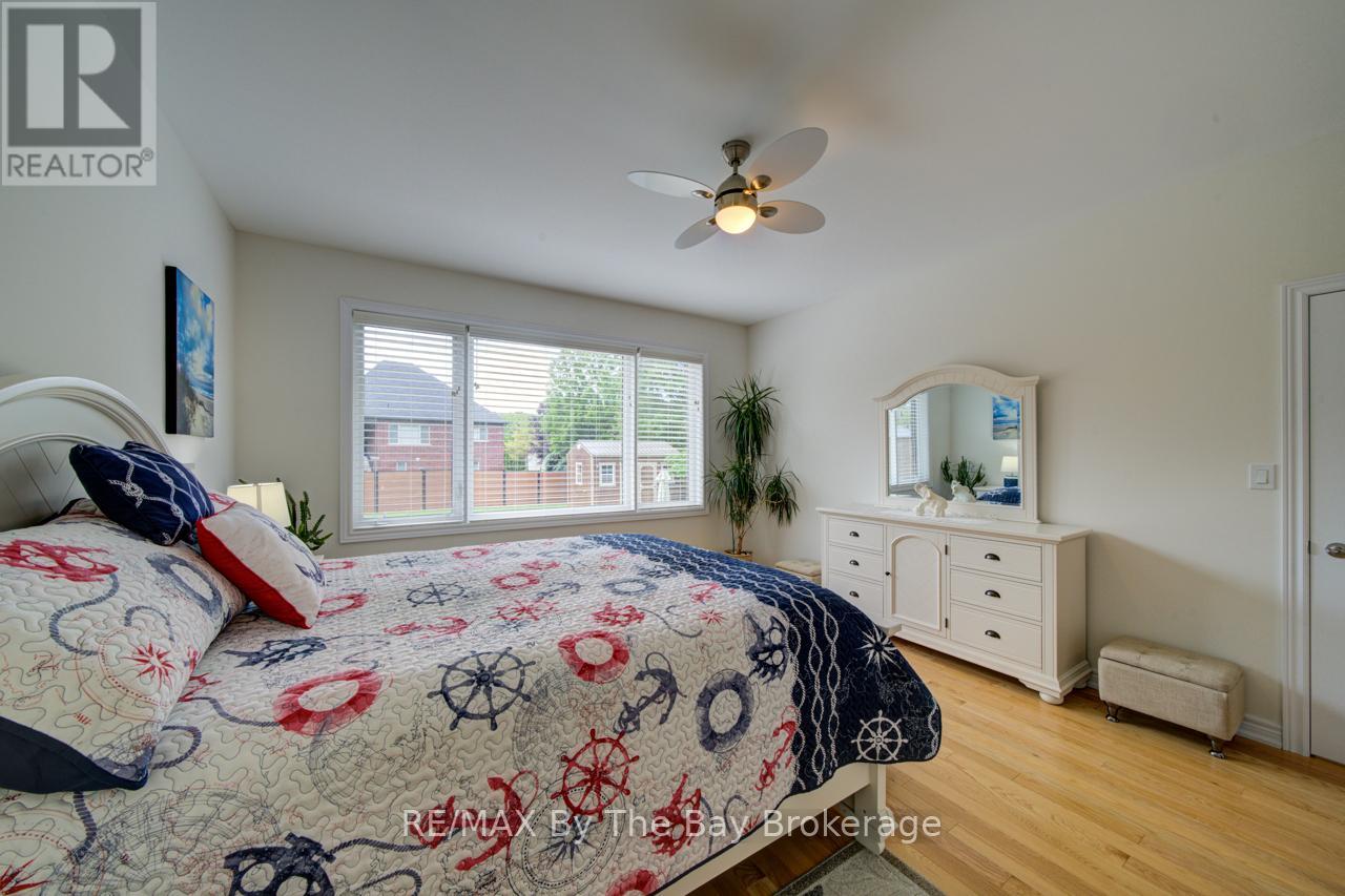 43 Fawndale Crescent, Wasaga Beach, Ontario  L9Z 2N2 - Photo 16 - S13435832