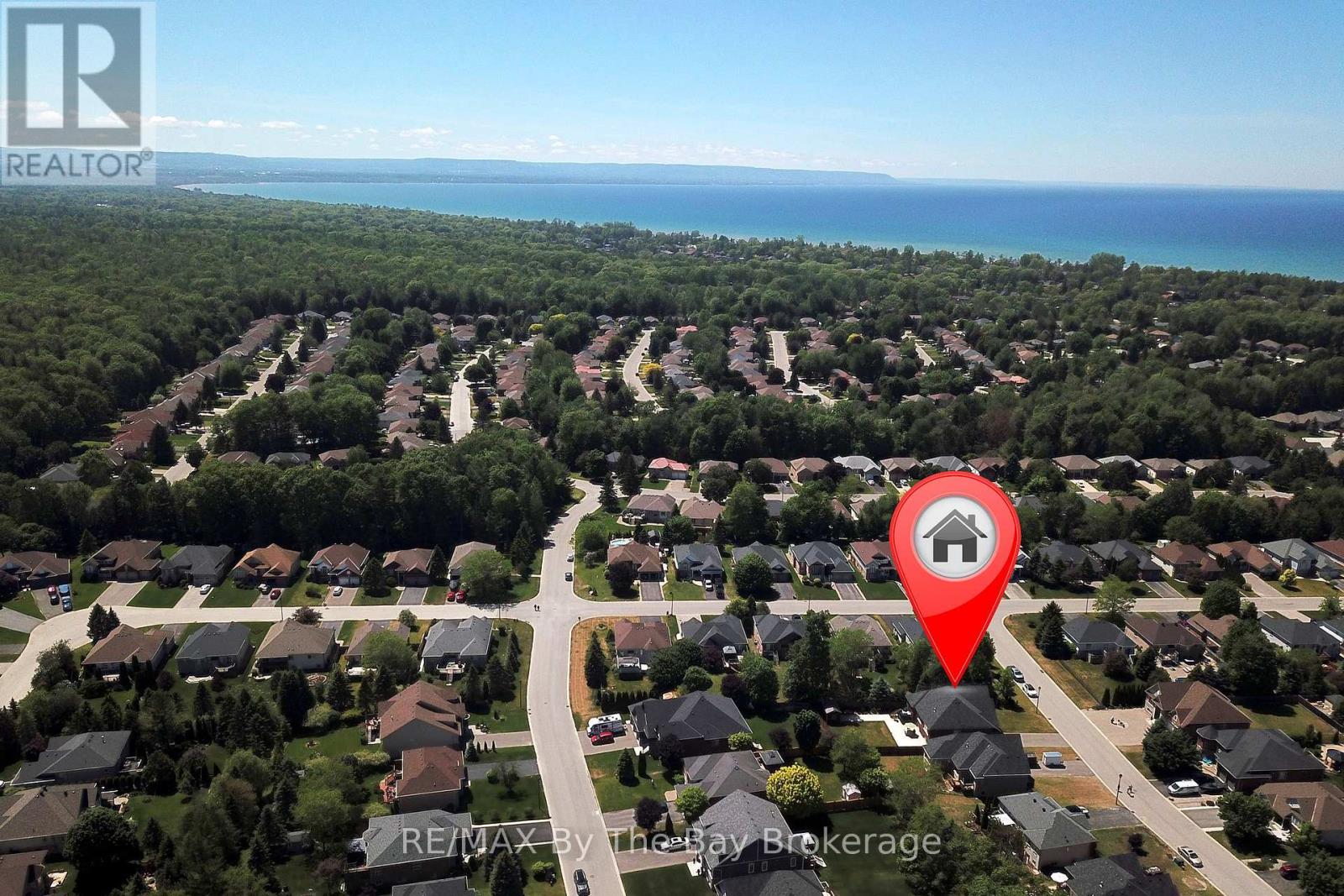 43 Fawndale Crescent, Wasaga Beach, Ontario  L9Z 2N2 - Photo 2 - S13435832