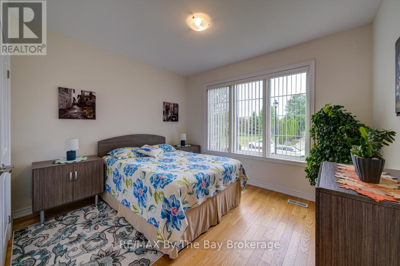 43 Fawndale Crescent, Wasaga Beach, Ontario  L9Z 2N2 - Photo 31 - S13435832