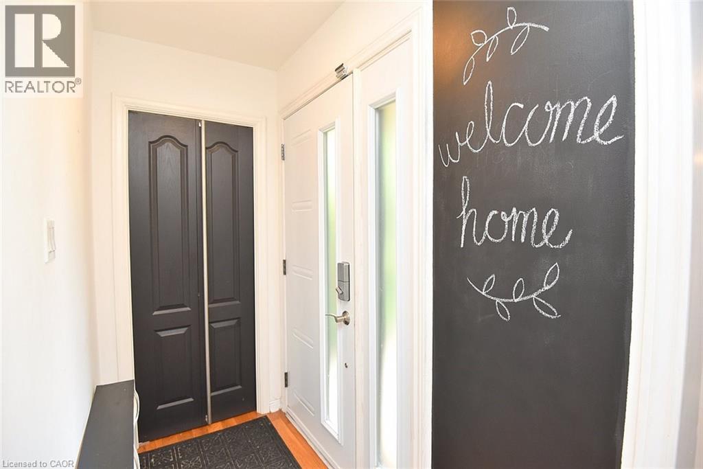 49 Park Street E, Dundas, Ontario  L9H 1C9 - Photo 3 - 40838783