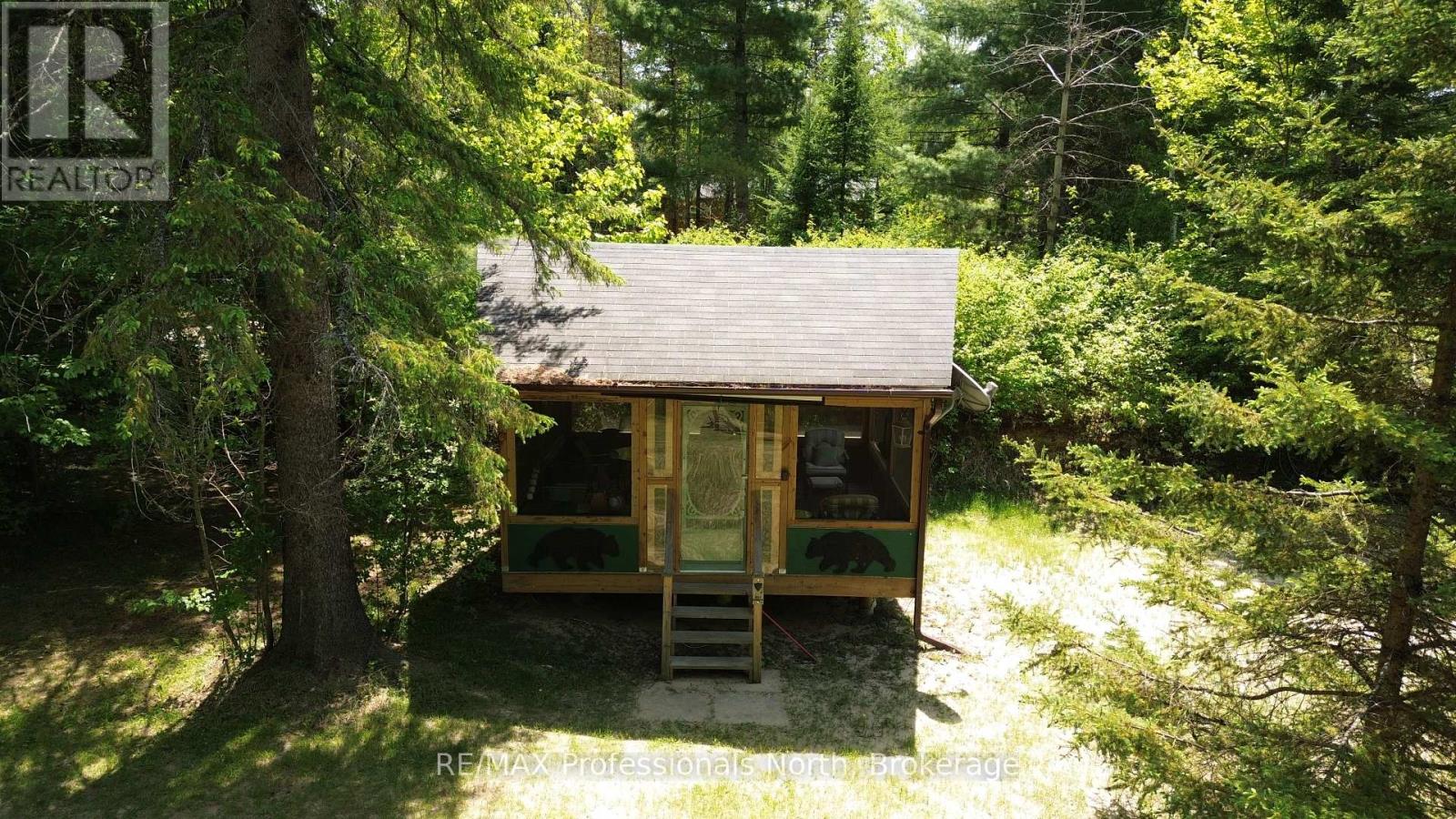 38 Robert Road W, Huntsville, Ontario  P1H 2J4 - Photo 11 - X13435978