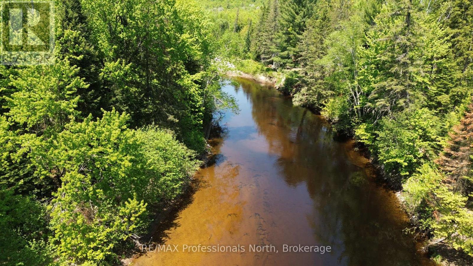38 Robert Road W, Huntsville, Ontario  P1H 2J4 - Photo 12 - X13435978