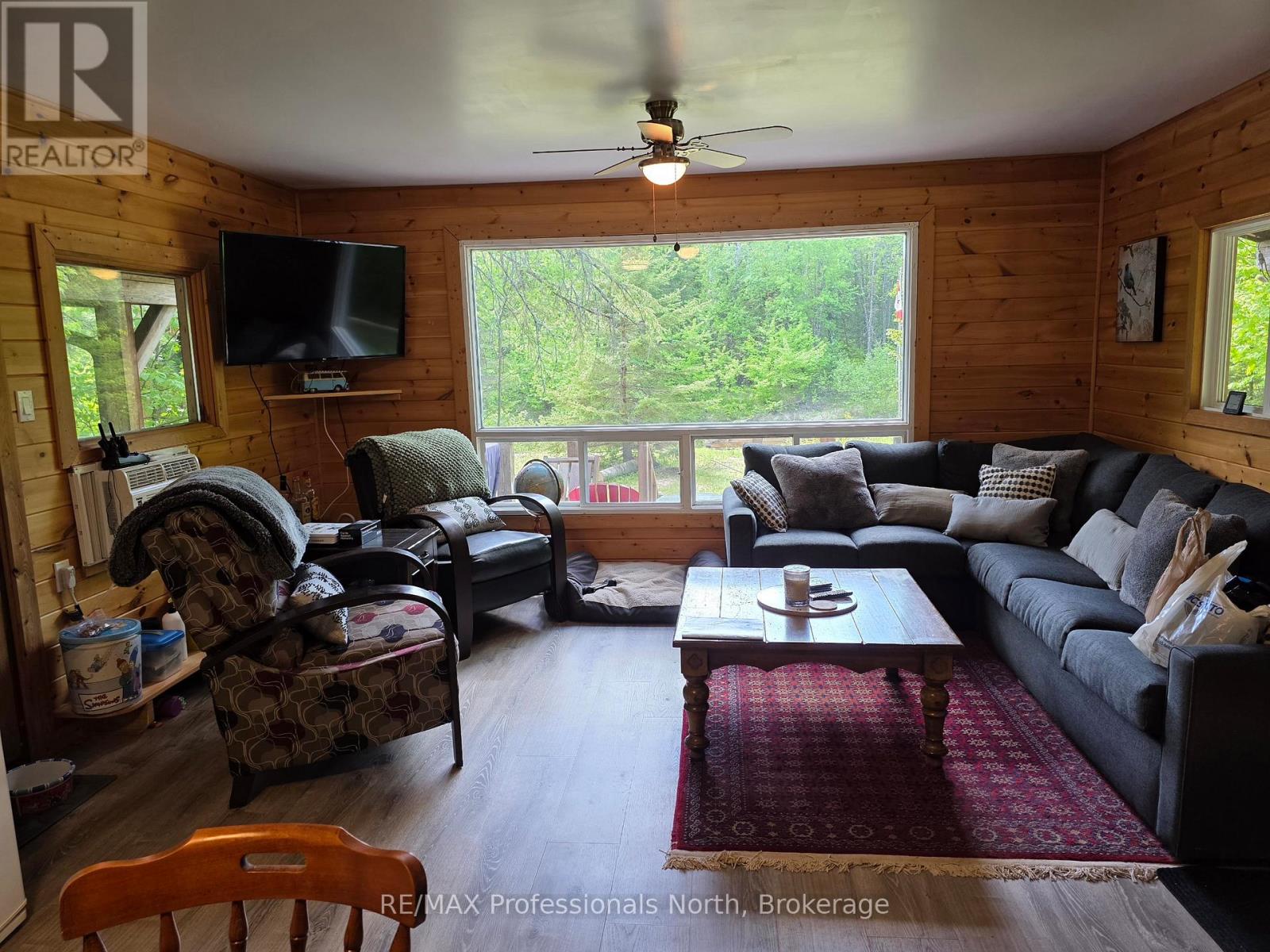 38 Robert Road W, Huntsville, Ontario  P1H 2J4 - Photo 5 - X13435978