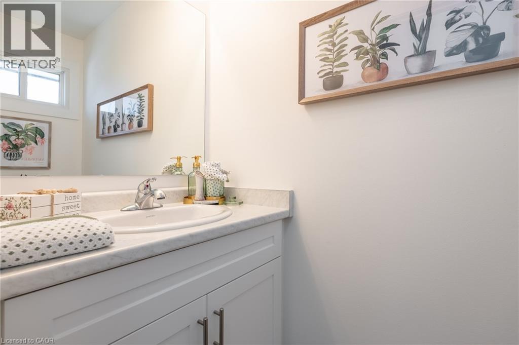 20 Anna Capri Drive Unit# 27, Hamilton, Ontario  L8W 1M6 - Photo 11 - 40838787