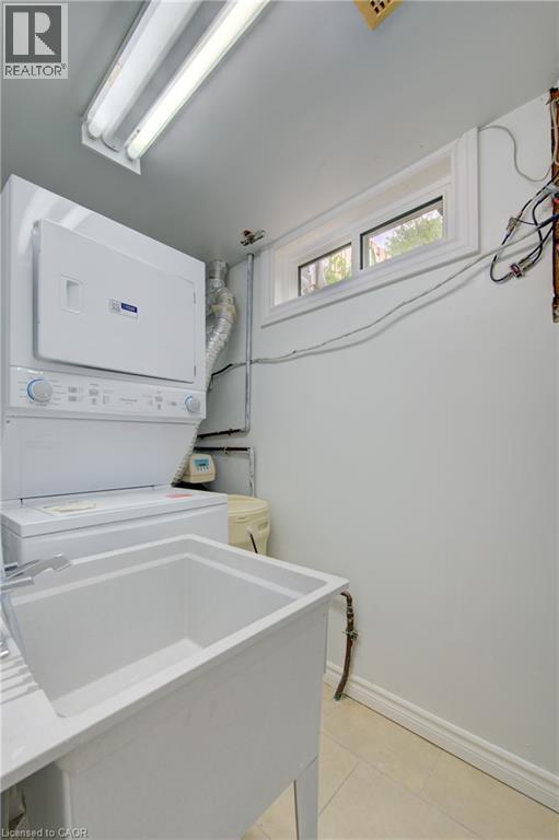417 Keats Way Unit# 4, Waterloo, Ontario  N2L 5S7 - Photo 36 - 40829023