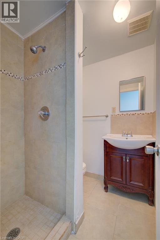 417 Keats Way Unit# 4, Waterloo, Ontario  N2L 5S7 - Photo 38 - 40829023