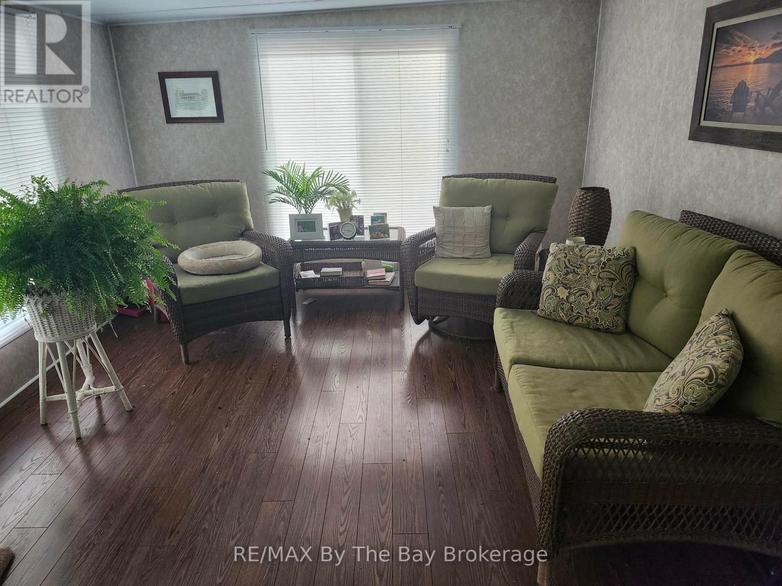 1 White Pines Trail, Wasaga Beach, Ontario  L9Z 1X7 - Photo 15 - S13436258