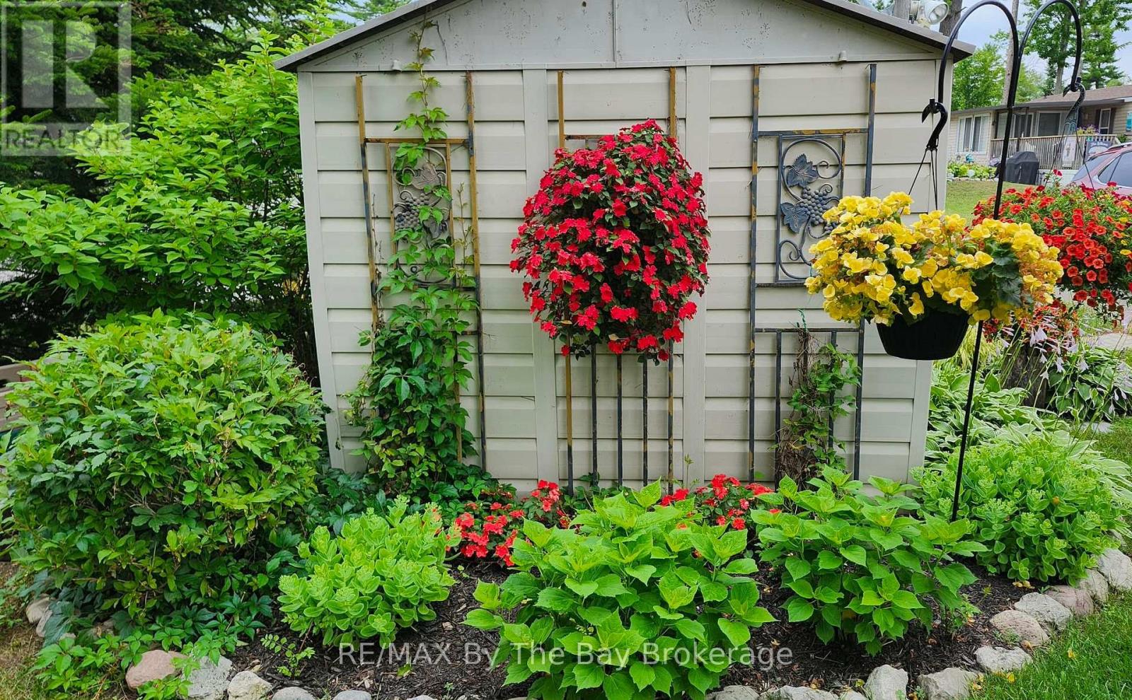 1 White Pines Trail, Wasaga Beach, Ontario  L9Z 1X7 - Photo 33 - S13436258