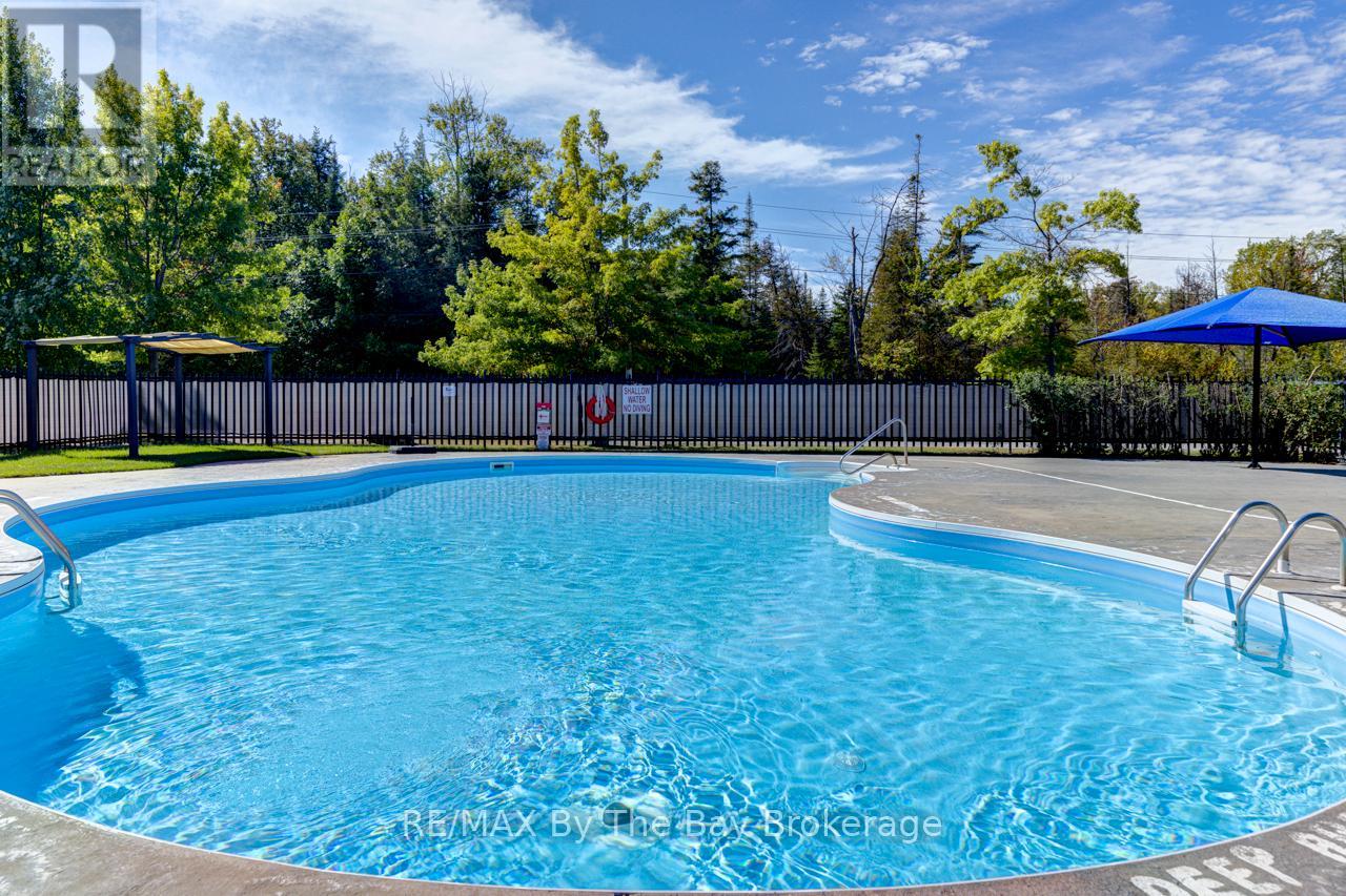 1 White Pines Trail, Wasaga Beach, Ontario  L9Z 1X7 - Photo 6 - S13436258