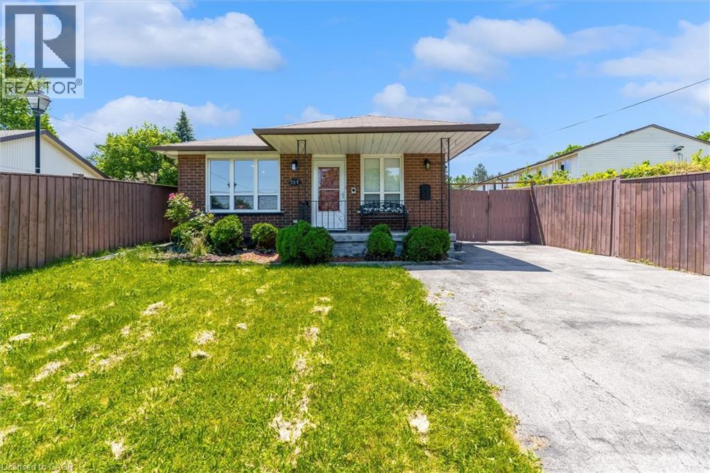 261 Limeridge Road W, Hamilton, Ontario  L9C 2V4 - Photo 2 - 40839162