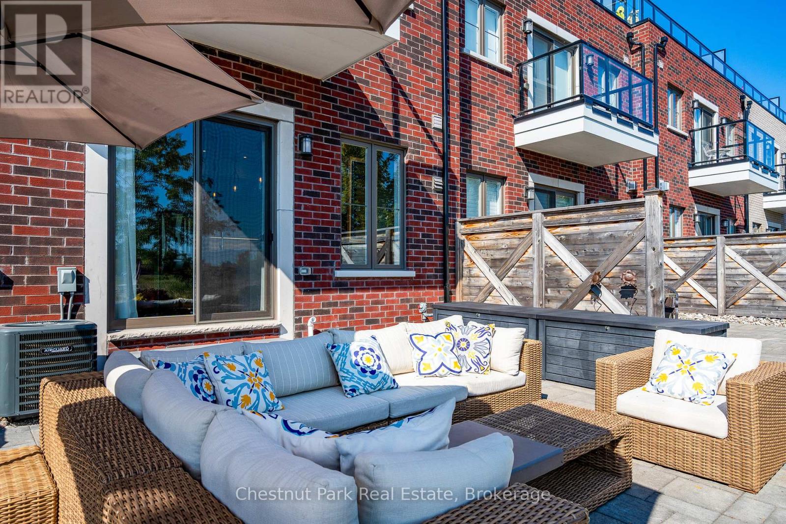 31 Emerson Mews, Collingwood, Ontario  L9Y 2X4 - Photo 5 - S13436814