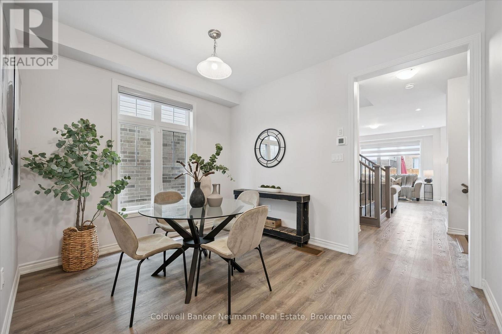 43 Harpin Way W, Centre Wellington, Ontario  N1M 0H8 - Photo 14 - X13436758