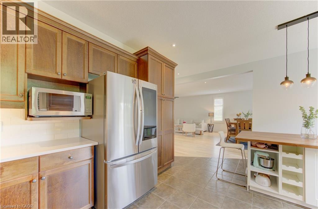 725 Zurich Drive, Waterloo, Ontario  N2V 2V4 - Photo 16 - 40838845