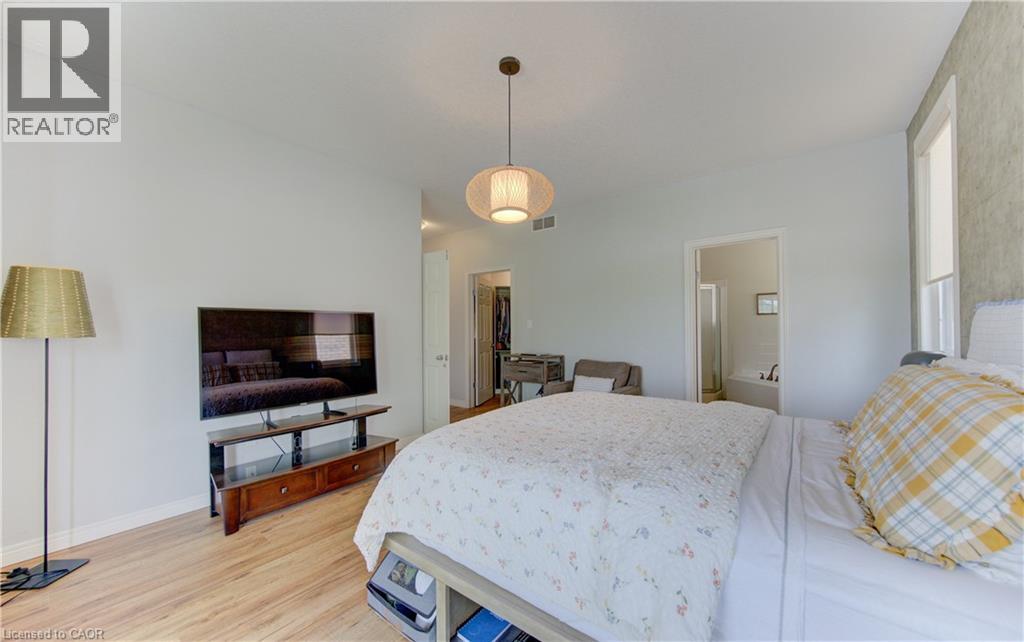 725 Zurich Drive, Waterloo, Ontario  N2V 2V4 - Photo 25 - 40838845