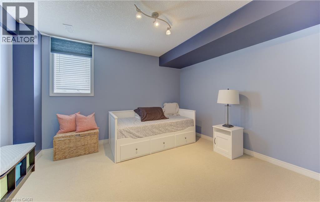 725 Zurich Drive, Waterloo, Ontario  N2V 2V4 - Photo 34 - 40838845