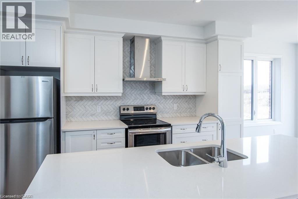 112 Forestwalk Street, Kitchener, Ontario  N2R 0S9 - Photo 11 - 40837658