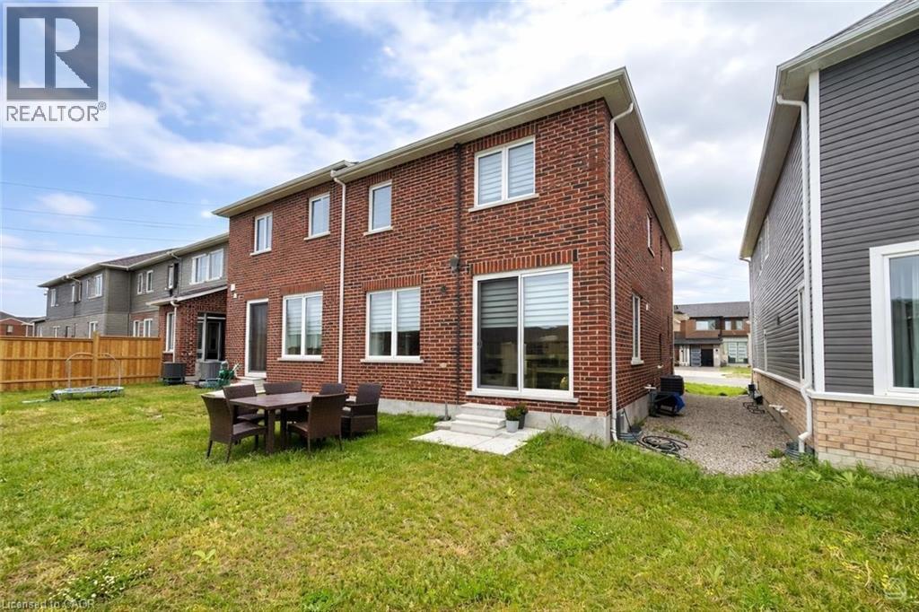 112 Forestwalk Street, Kitchener, Ontario  N2R 0S9 - Photo 20 - 40837658