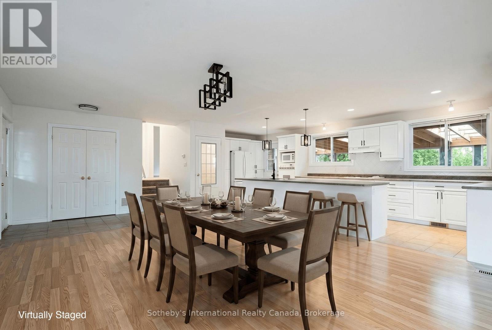 7 Whipps Court, Collingwood, Ontario  L9Y 4B7 - Photo 13 - S13437166