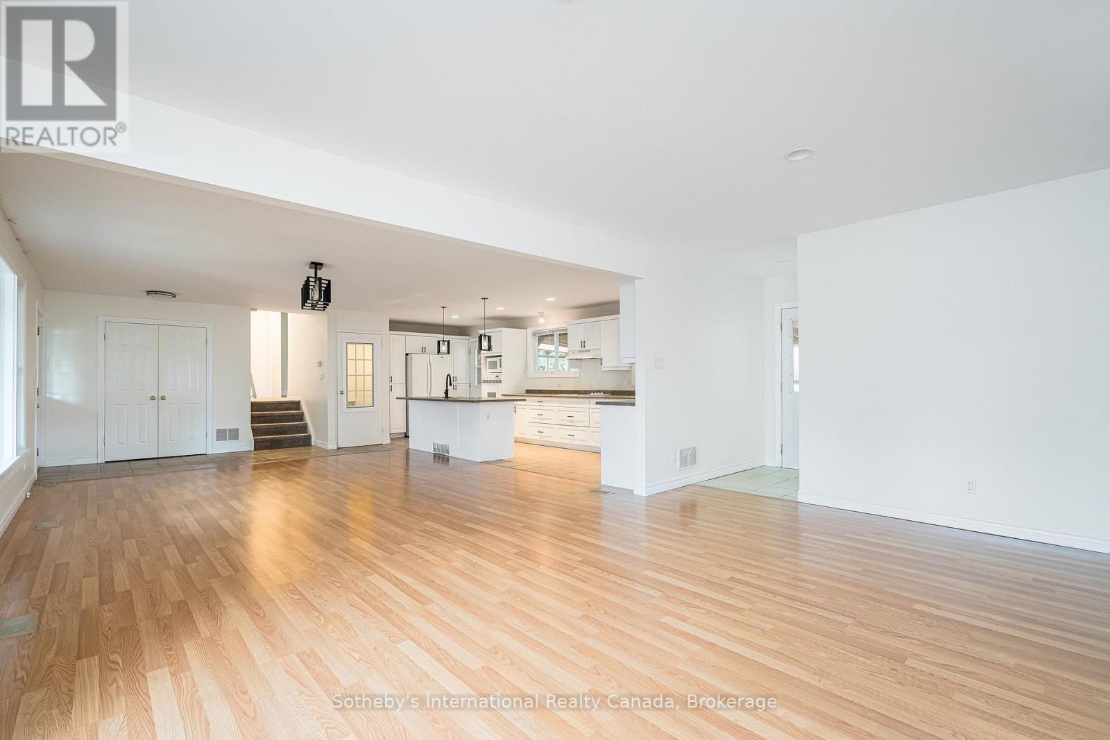 7 Whipps Court, Collingwood, Ontario  L9Y 4B7 - Photo 18 - S13437166