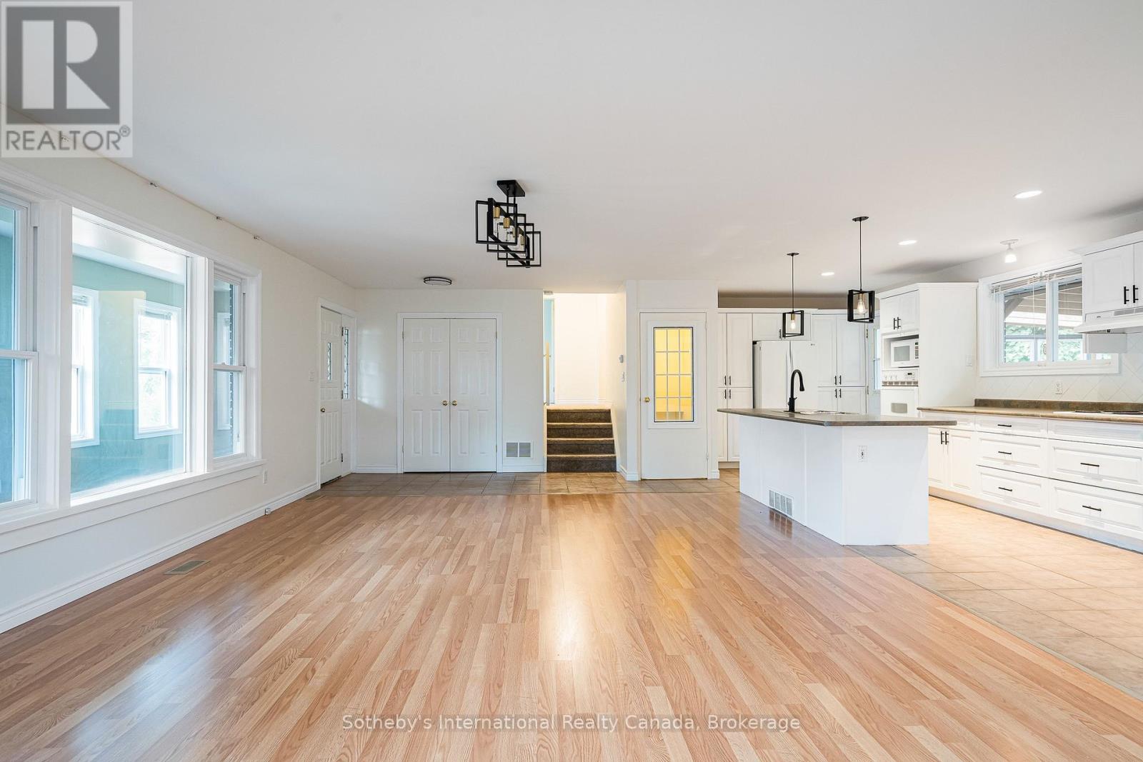 7 Whipps Court, Collingwood, Ontario  L9Y 4B7 - Photo 20 - S13437166
