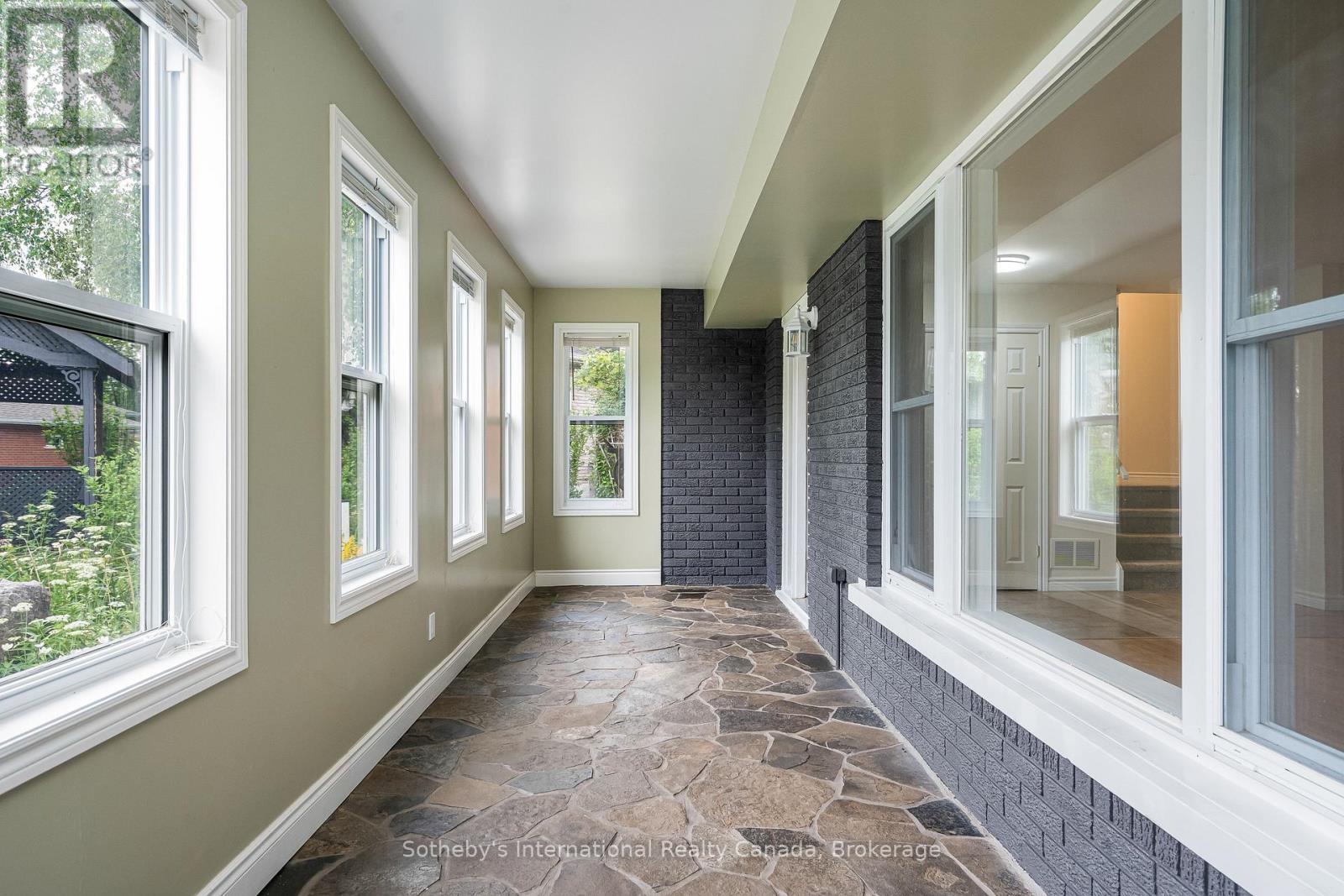 7 Whipps Court, Collingwood, Ontario  L9Y 4B7 - Photo 7 - S13437166