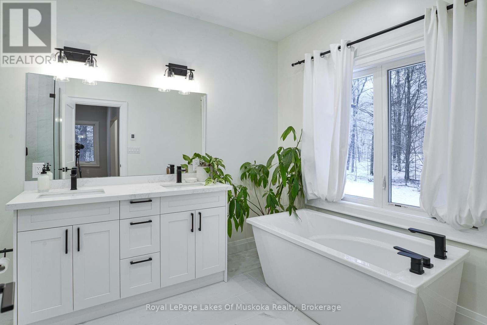 1065 Kilworthy Road, Gravenhurst, Ontario  P0E 1G0 - Photo 19 - X13436858