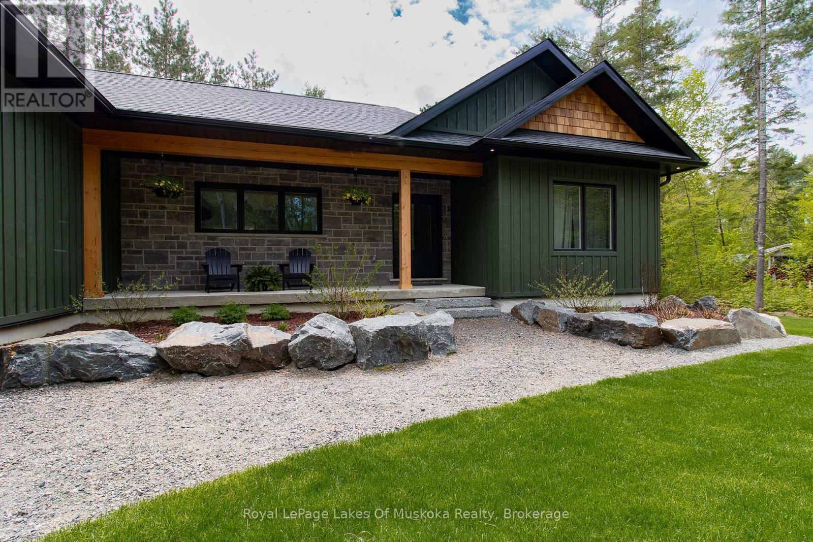 1065 Kilworthy Road, Gravenhurst, Ontario  P0E 1G0 - Photo 3 - X13436858